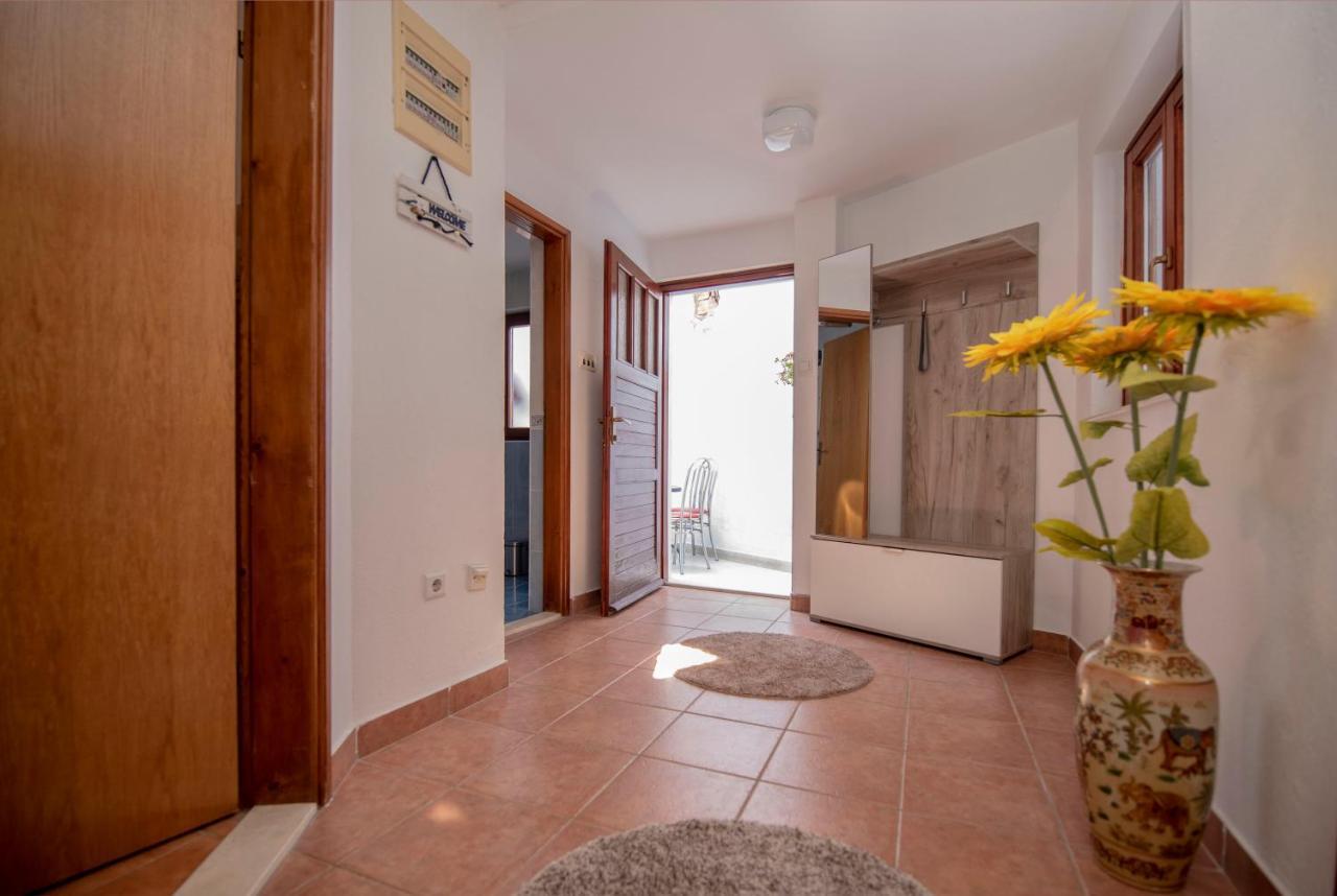 Apartman Nina Stari Grad Τρέμπινιε Εξωτερικό φωτογραφία