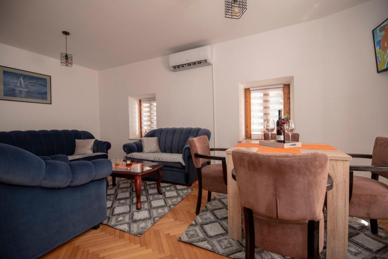 Apartman Nina Stari Grad Τρέμπινιε Εξωτερικό φωτογραφία
