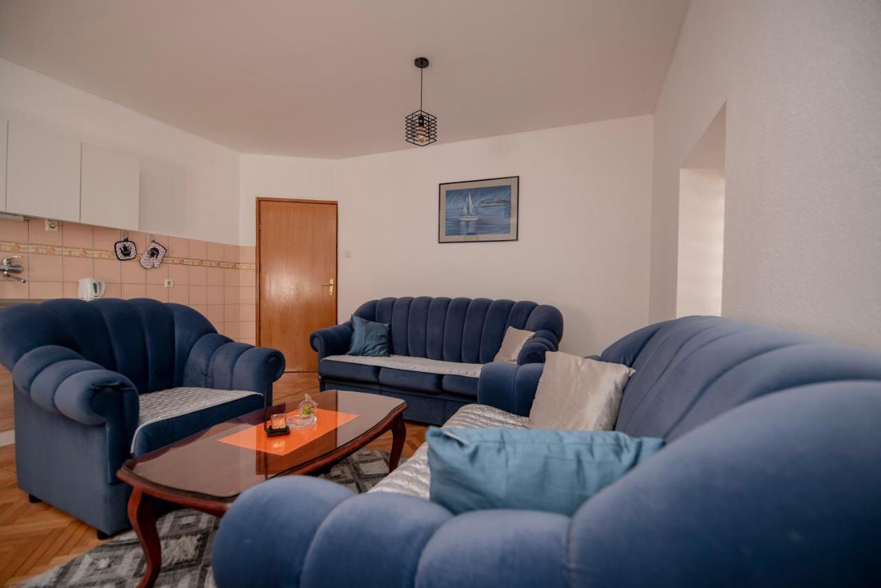 Apartman Nina Stari Grad Τρέμπινιε Εξωτερικό φωτογραφία